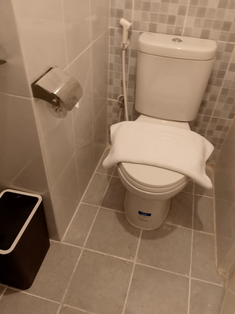 Fasilitas hotel dan penginapan BIOTRA